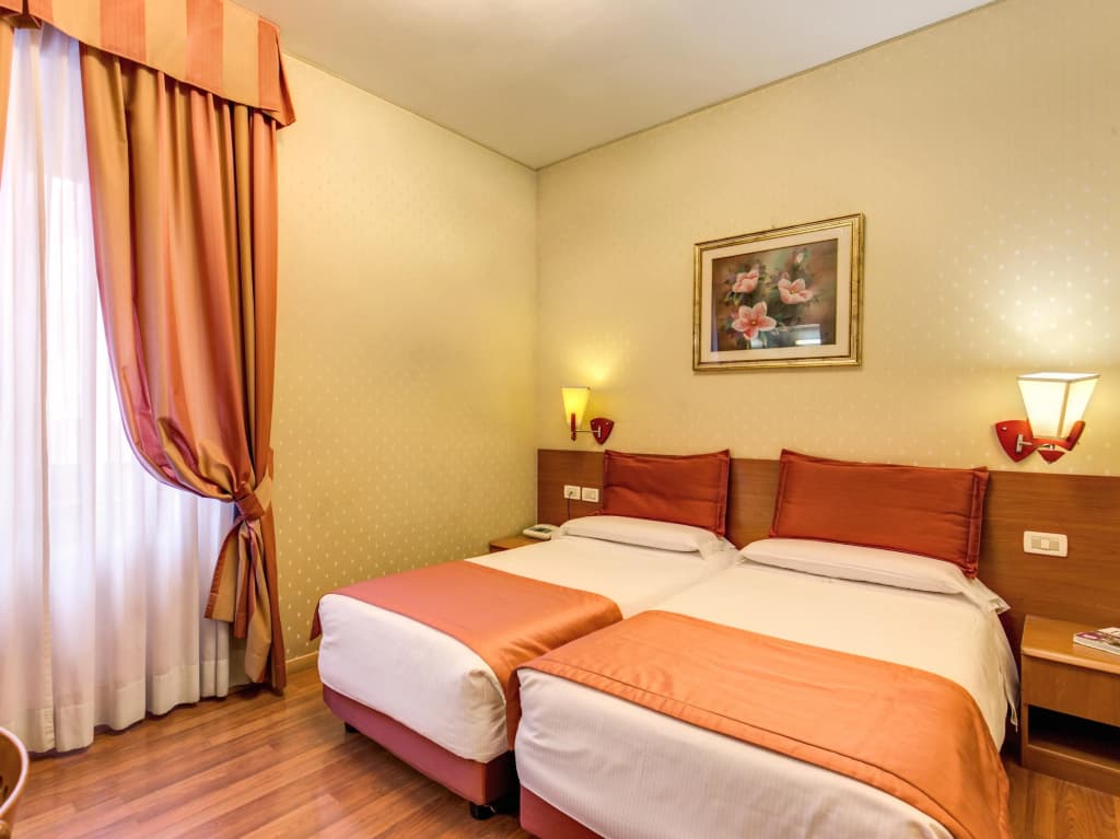 Flower Garden Hotel Rome - photo 3