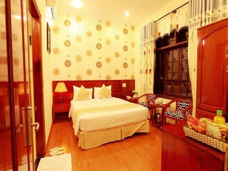 Tram Oanh Hotel - photo 2