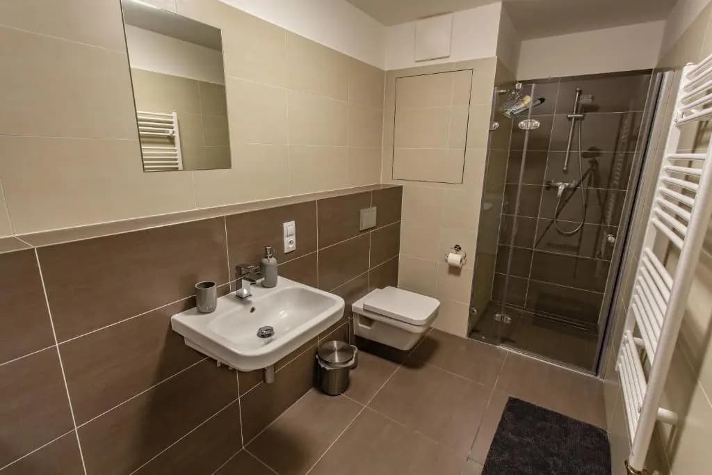 Spacious Terrace Apartment with free private parking - photo 4