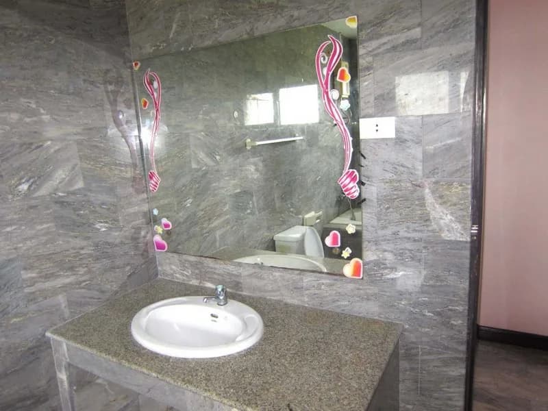 AA Guest House - photo 4