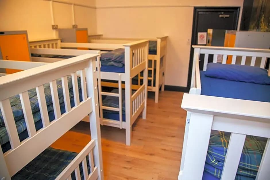 Edinburgh Backpackers Hostel - photo 10