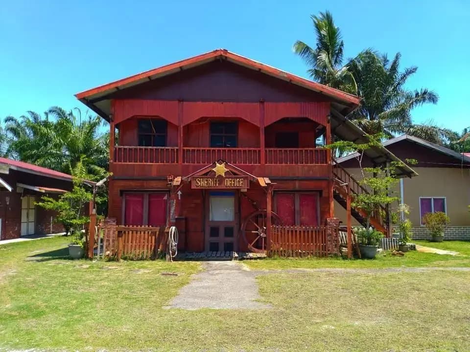 De Rimbun Inn (Resort & Camp) - photo 2