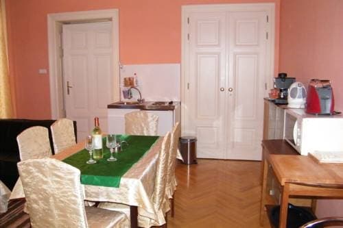 Danube Bridge Apartments - photo 11