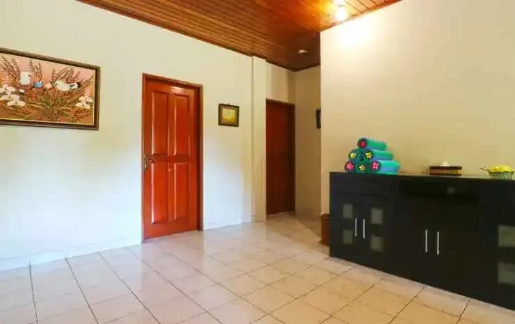 Baliana Villa Legian - photo 17