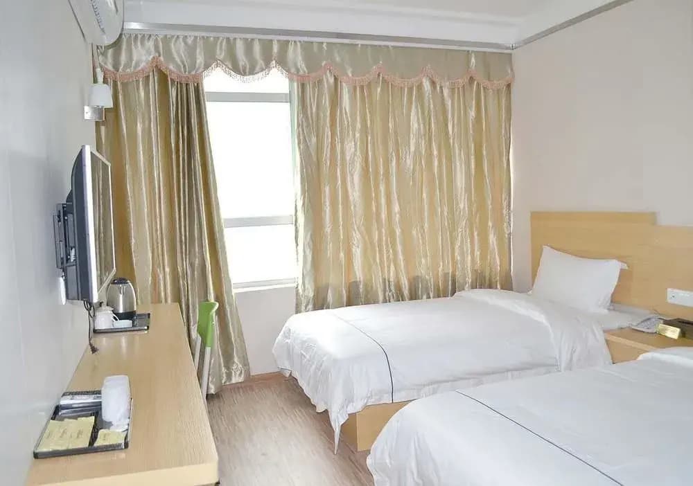 Hitt Express Hotel - photo 4