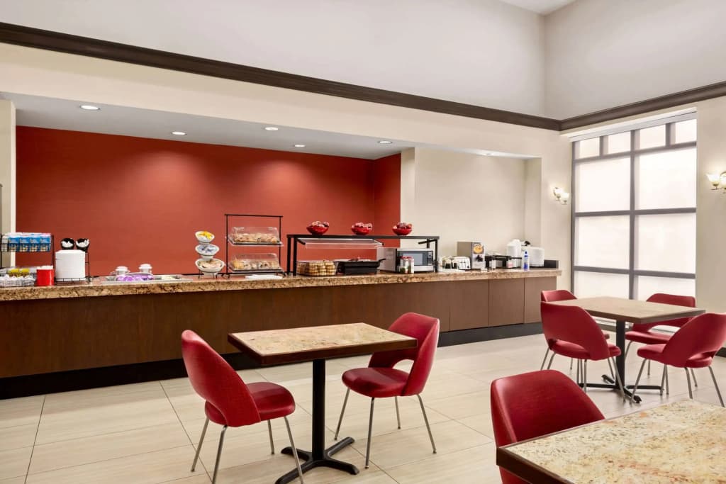 Ramada by Wyndham Suites Orlando Airport - photo 23