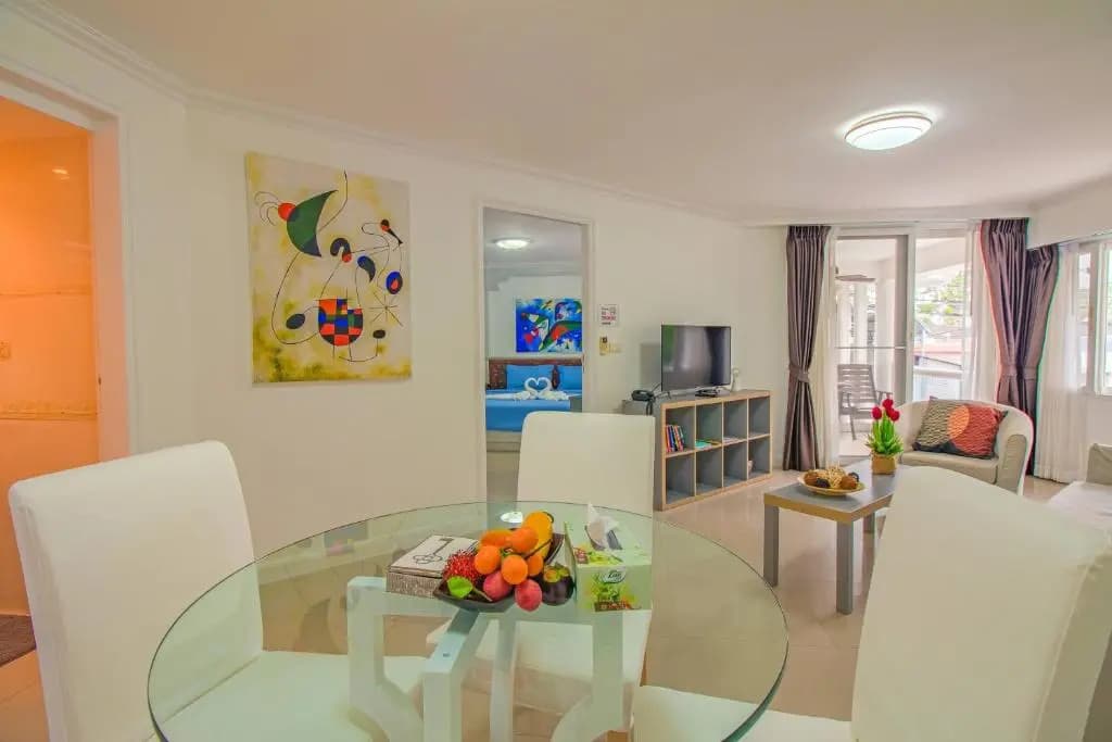 SUITE APARTMENT, 30's JOMTIEN BEACH - photo 5