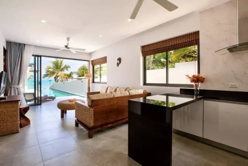1 Bedroom Beautiful Beachfront Villa - photo 5