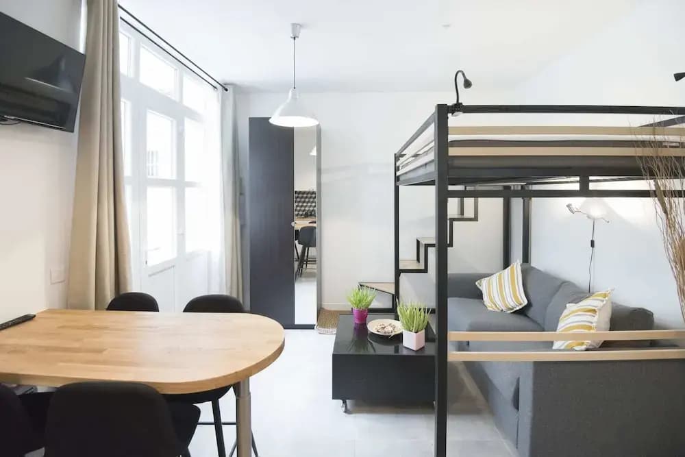 Charming Apartment Near Montmartre - photo 3