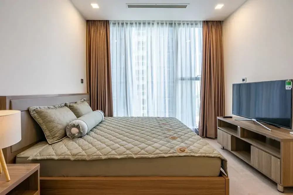 Nomad Homes Vinhomes Golden River - photo 4