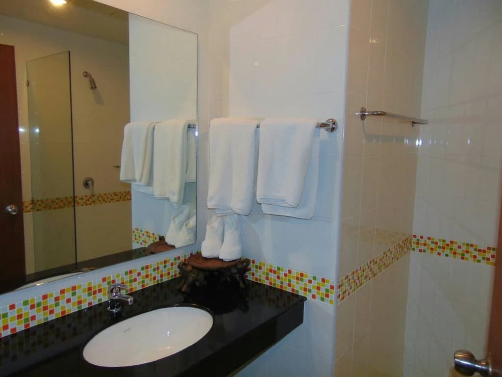 Chollada Inn Kamala - photo 9