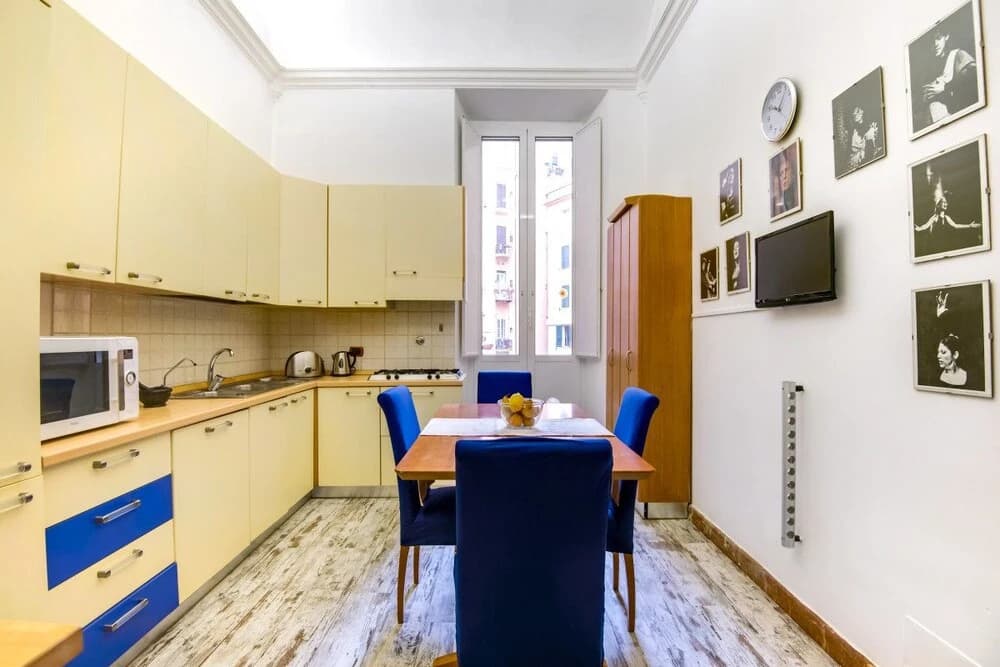 Large and Charming Flat Near Termini - photo 15