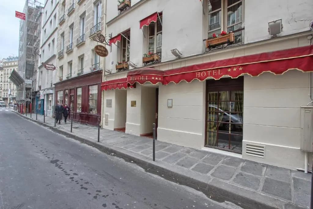 La Dépendance - main photo