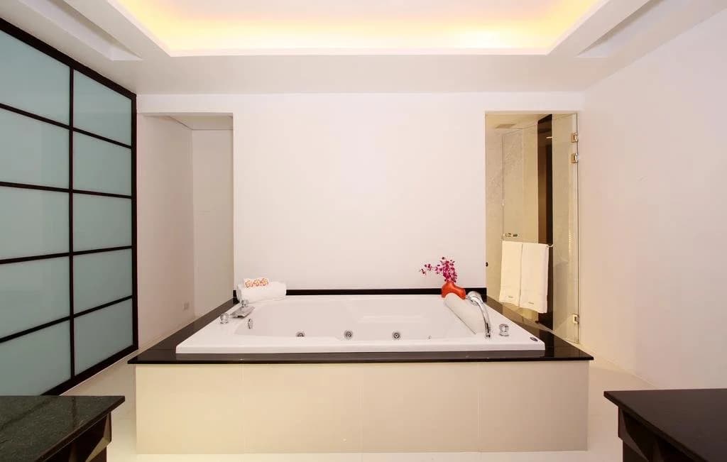 Phuket Kata Beach Seaview Penthouse - photo 8