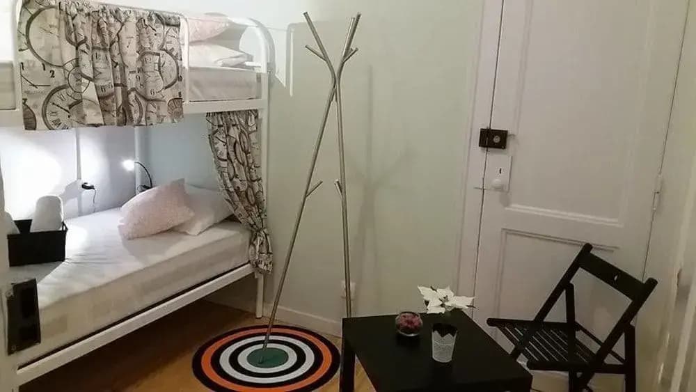 At Ease Inn - Residence - photo 4