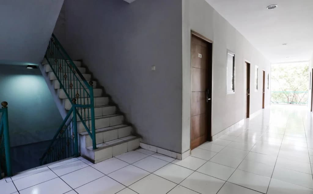 Sabrina Guest House - photo 13