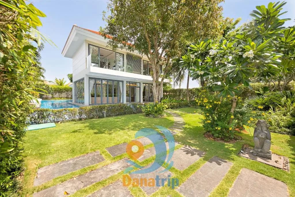 Deluxe villa along the beach - photo 23