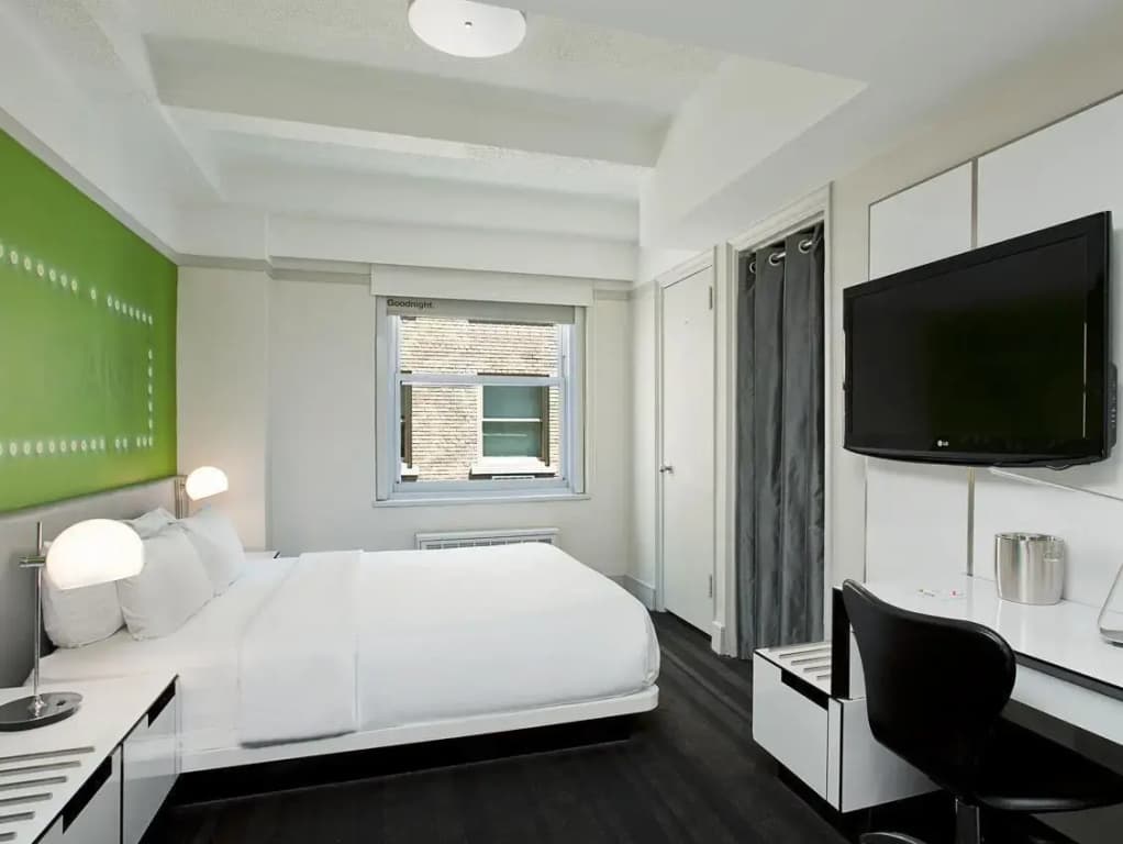 Row NYC Hotel - photo 4