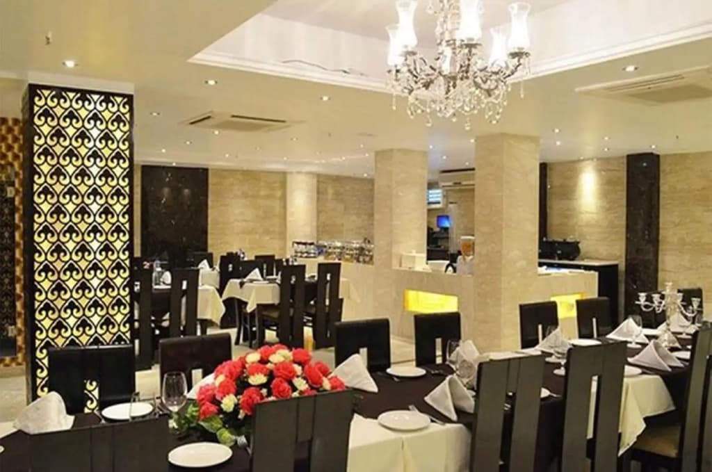 Hotel Emperor Palms at Karol Bagh - photo 13