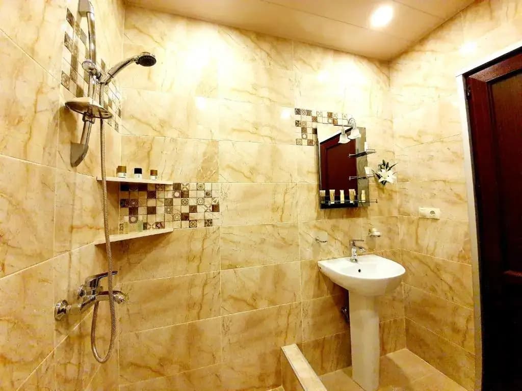 Fantaflat Old Tbilisi Apartment - photo 7