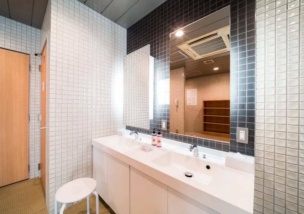 Smile Hotel Osaka Tennoji - photo 9