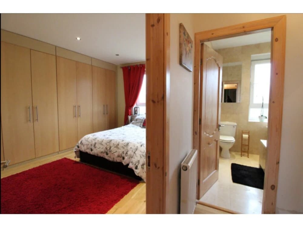Charming, Spacious 1BR Flat for 4 in Edinburgh - main photo