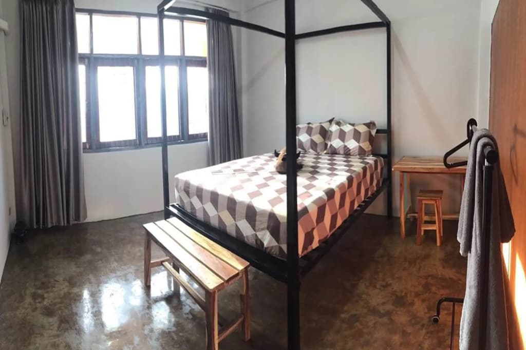 42 Guesthouse - photo 2
