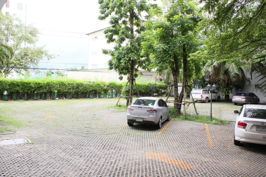 Romance Hotel Srinakarin - photo 14
