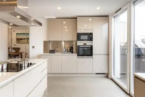 Premier Penthouse Apartment - photo 18