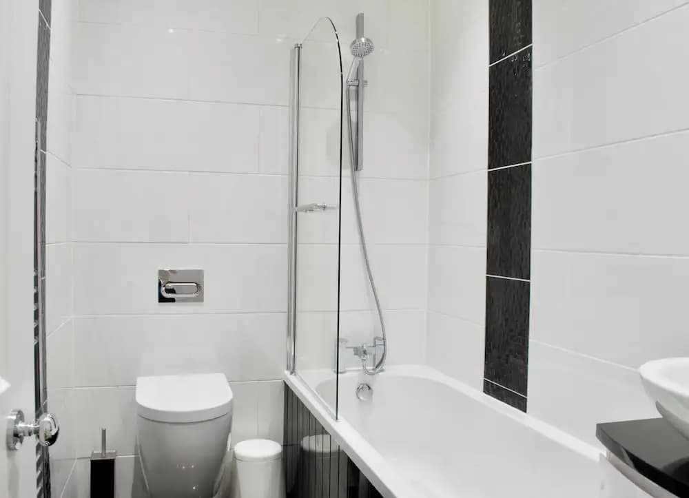 Modern Stockbridge Flat - photo 8
