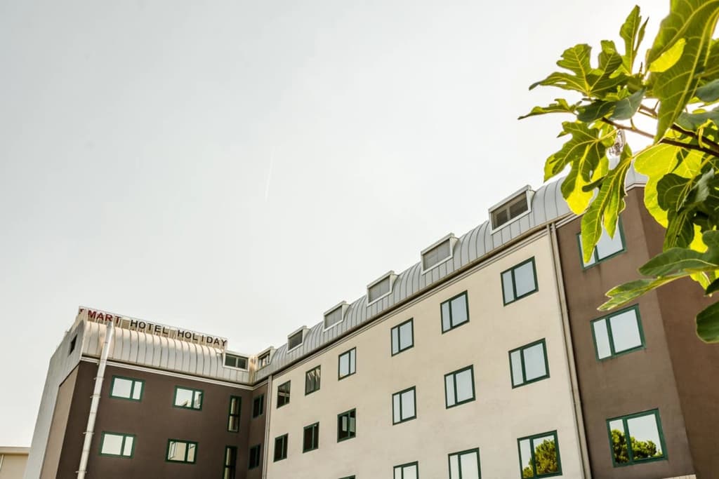 Smart Hotel Holiday - main photo