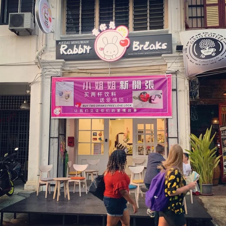 Rabbit Breaks Penang Hostel - main photo
