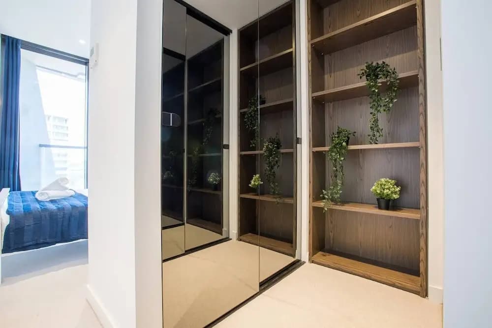 Breathtaking Lake/parkview Apt Pool&gym@3br - main photo