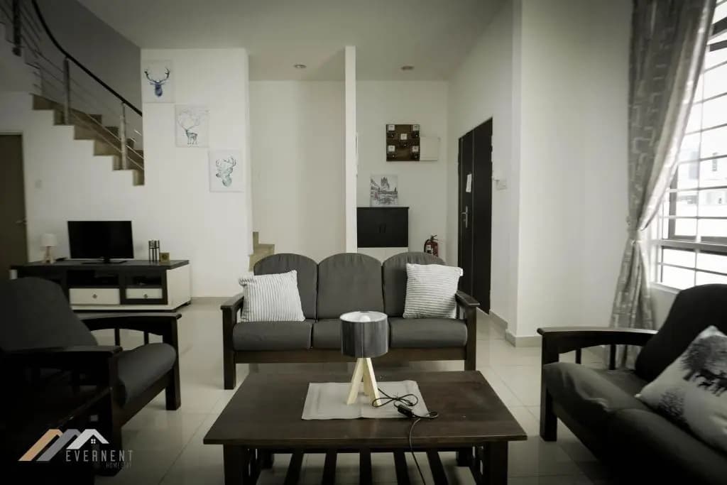 Curtin Waters Homestay by Evernent - photo 4