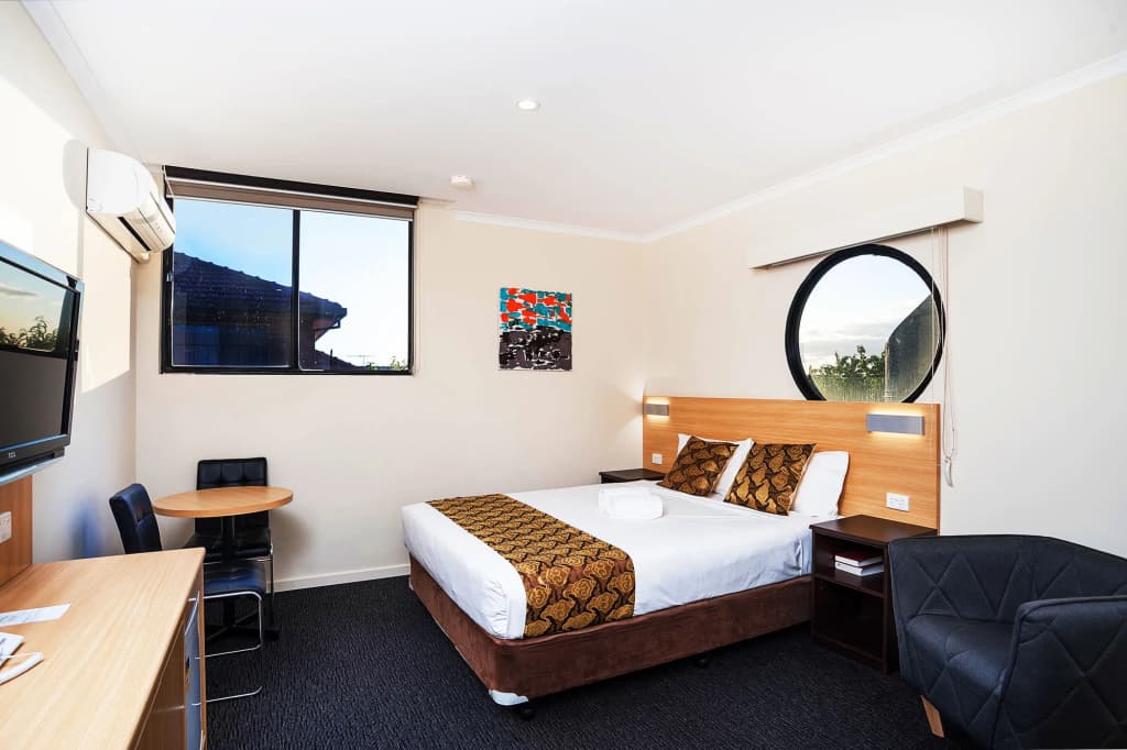 Mahoneys Motor Inn - photo 4