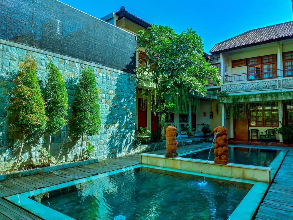 Catur Adi Putra Hotel - photo 13