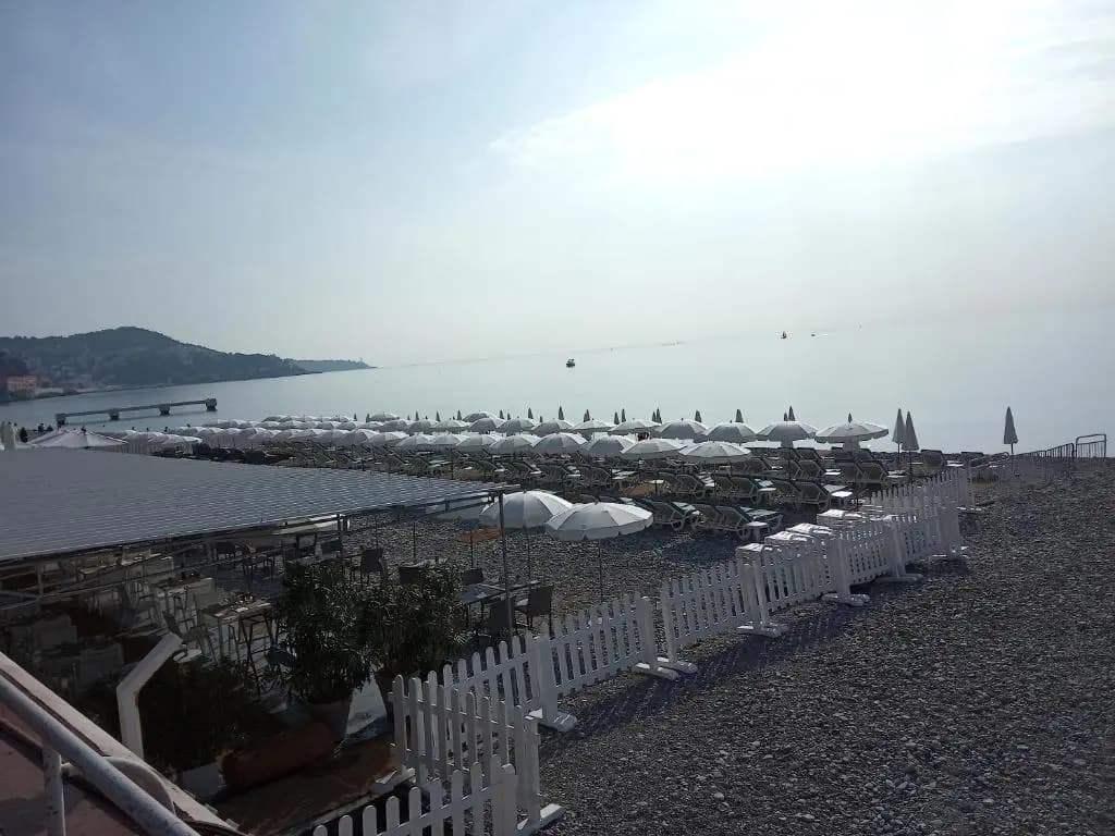 Apt 2-3 pces dans le Carre d Or a 290 m des plages - photo 10