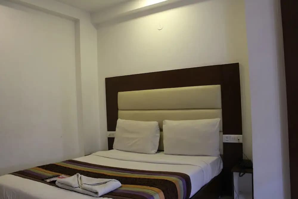 Hotel Opal Inn - photo 15