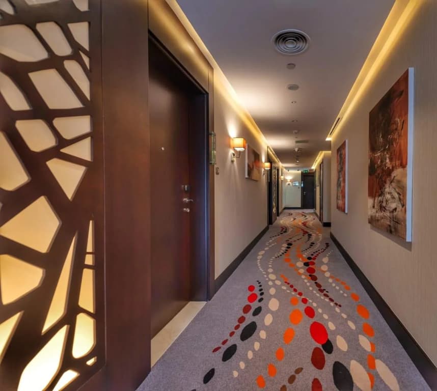 Canal Central Hotel - photo 19
