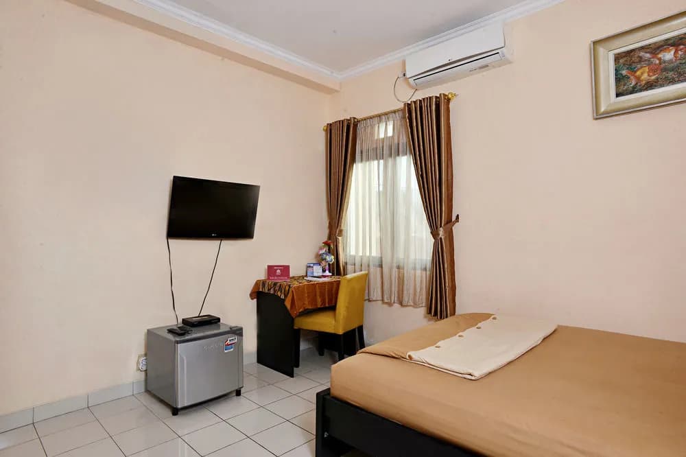 Zen Rooms Karet Tengsin - photo 4