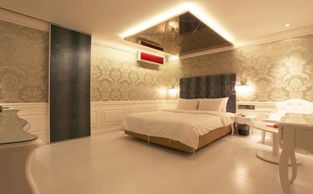 Hotel Lava Seocho - photo 2