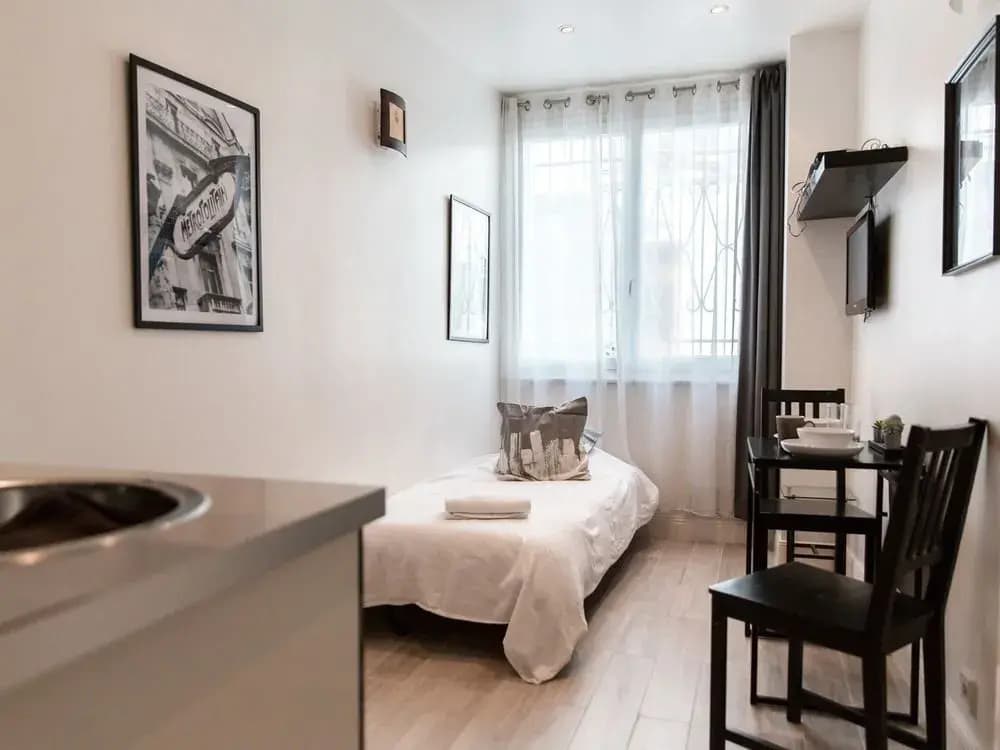 Montmartre Apartments - Léo Ferré - main photo