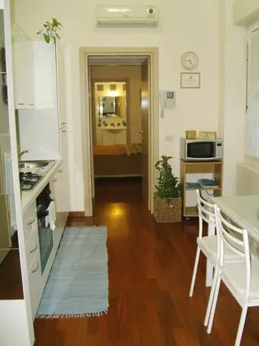 Zara Cosy & Cheap Apartment - Free Parking - Open 24h - photo 2
