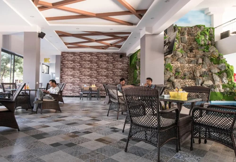 Thien Hong Hotel - photo 13