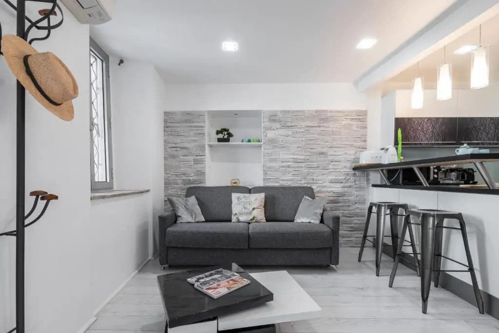 Amazing 3 Bdrs And Garden Place du Pin Parking ! - photo 11