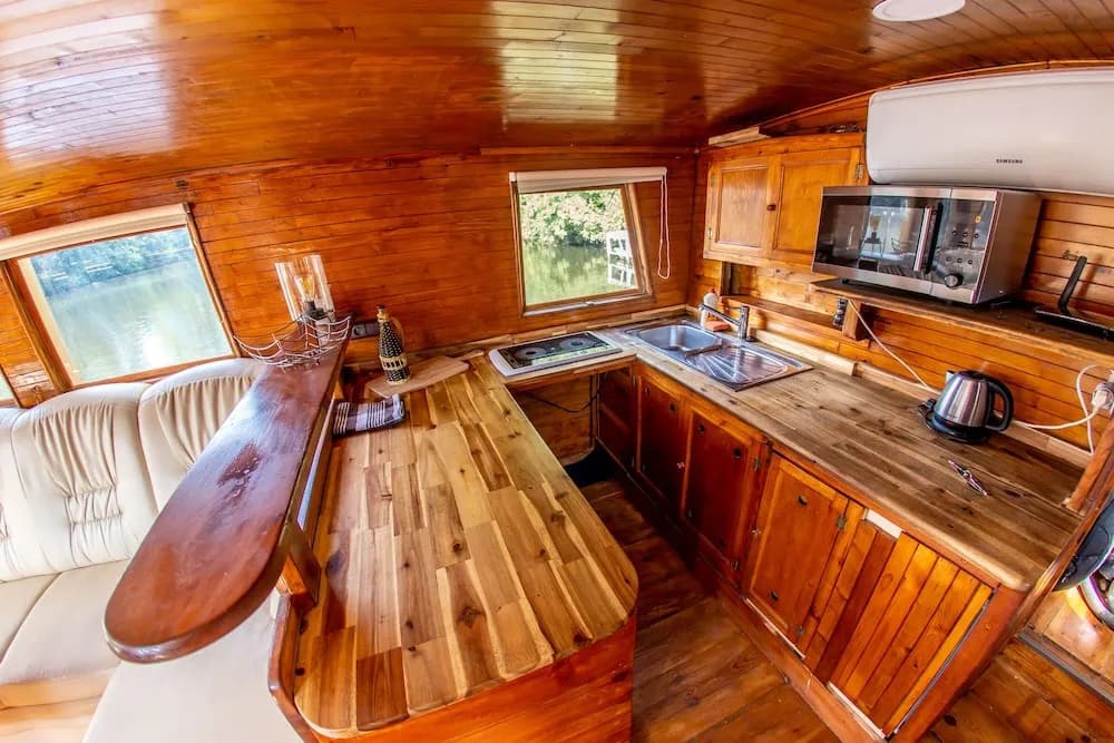 Prague Bay Houseboats - photo 16