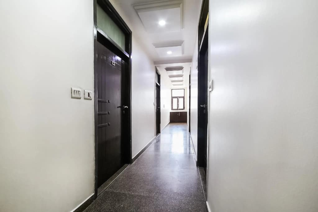 OYO 5987 Seven Seas Inn - photo 13