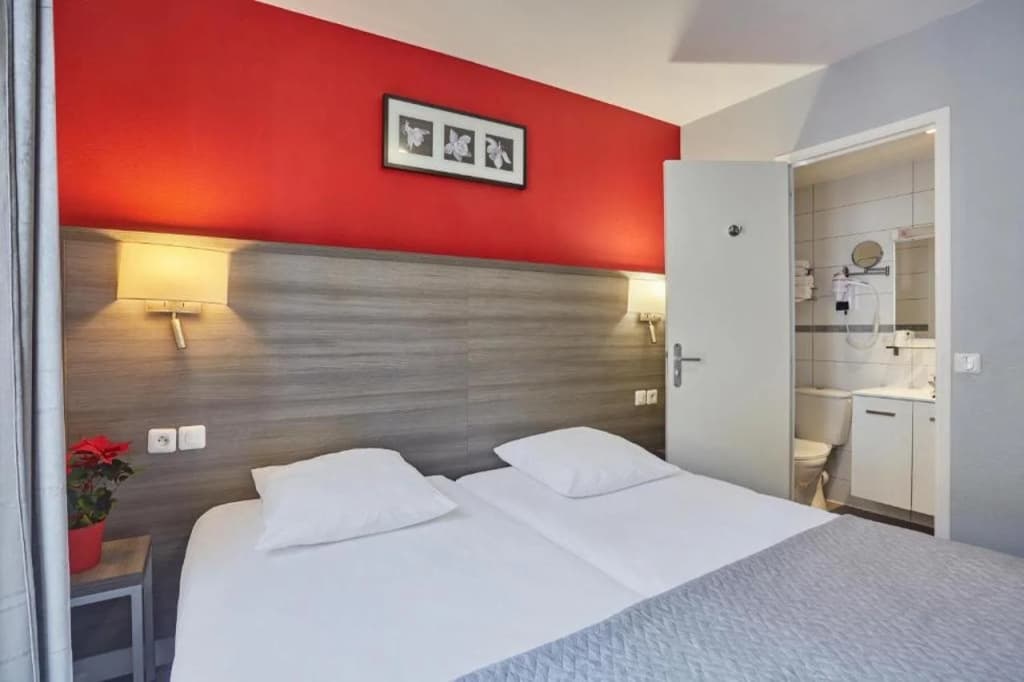 Huni Hotel - photo 3