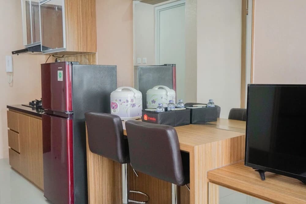 Homey And Comfy Studio Signature Park Grande Apartment - photo 11