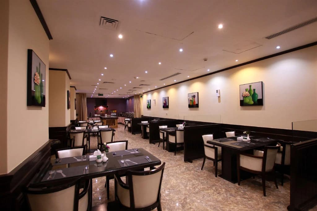 Al Khaleej Grand Hotel - photo 11